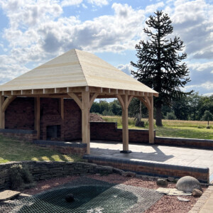 Oak Carpentry and Oak Joinery